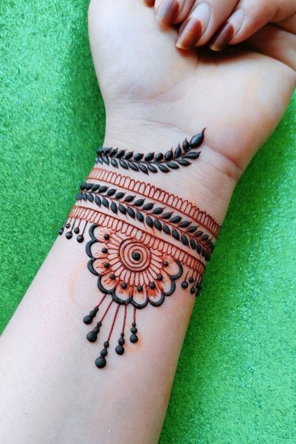 Basic Arabic Mehndi Designs (4)