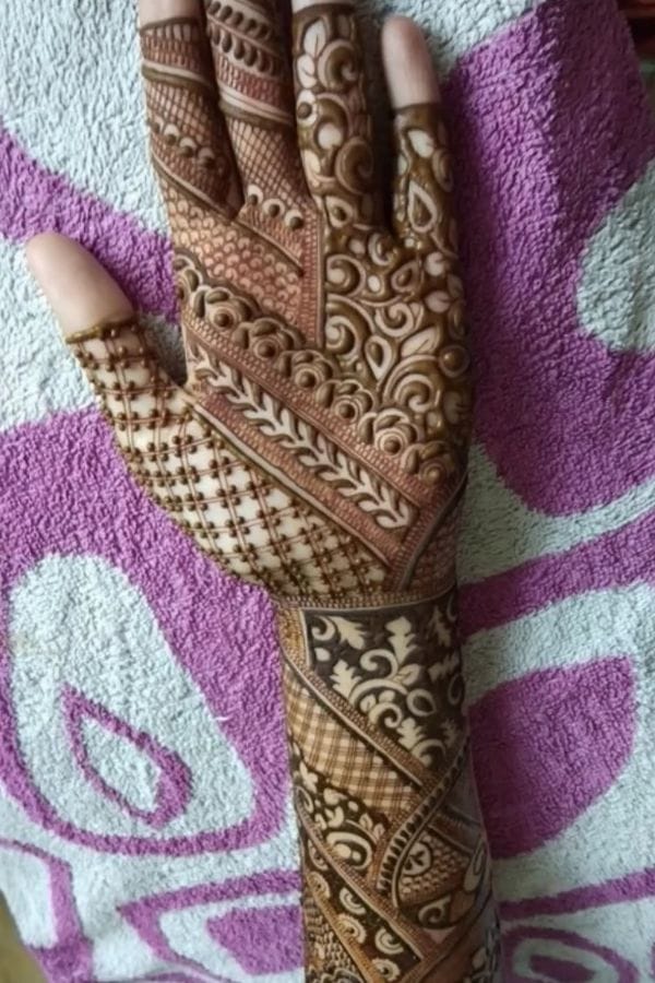 Front Hand Mehndi Designs