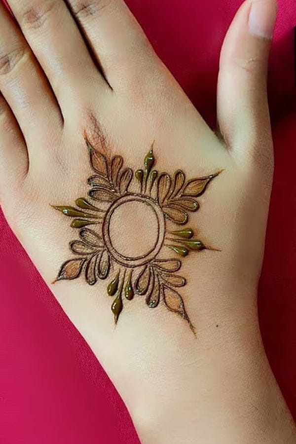 simple front hand mehndi