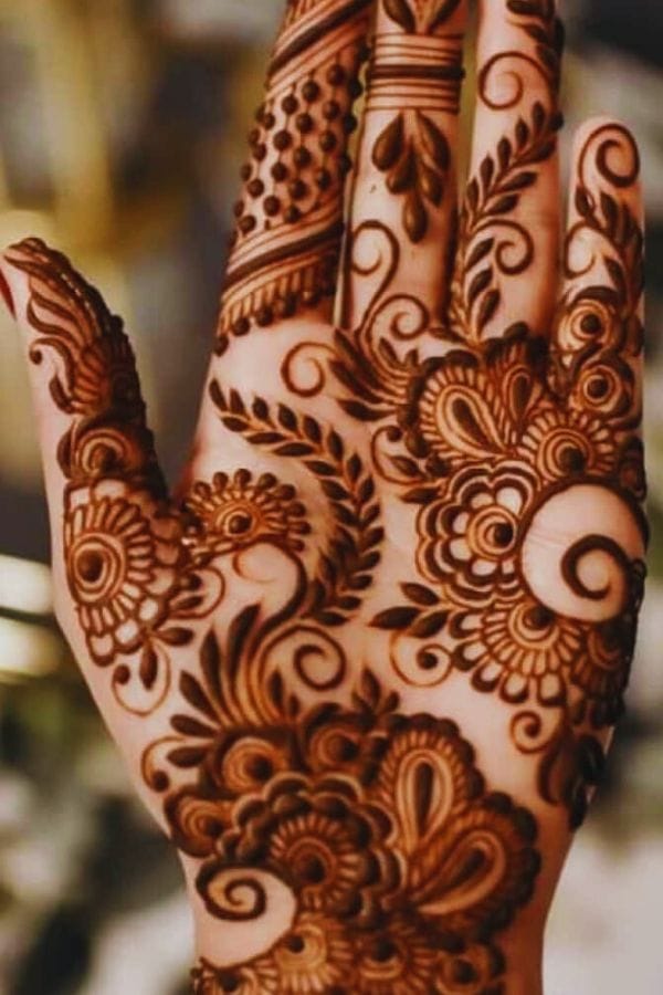 Minimalist Mehndi for the Subtle Bride (3)