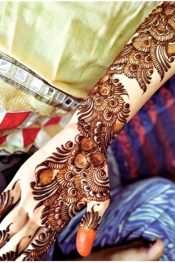 Nature-Inspired Mehndi Designs (2)