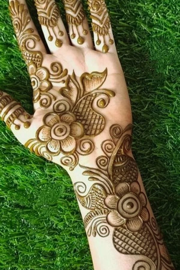 Nature-Inspired Mehndi Designs (6)