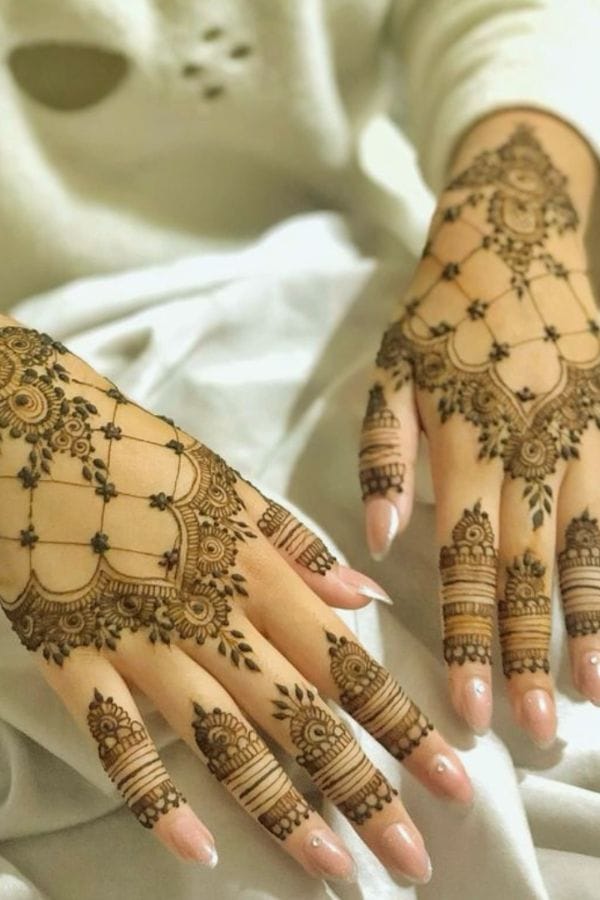 Nature-Inspired Mehndi Designs (8)