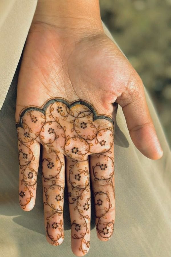 Nature-Inspired Mehndi Designs (9)